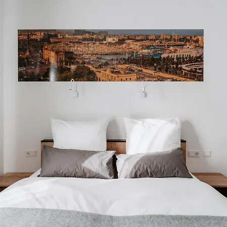 Step The Fair Hotel *