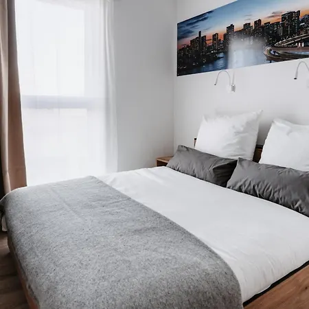 Step The Fair Hotel
