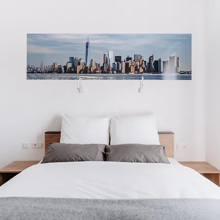 Step The Fair Hotel *