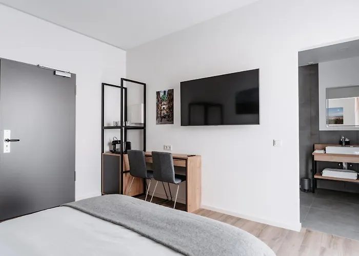 Step The Fair Szálloda *