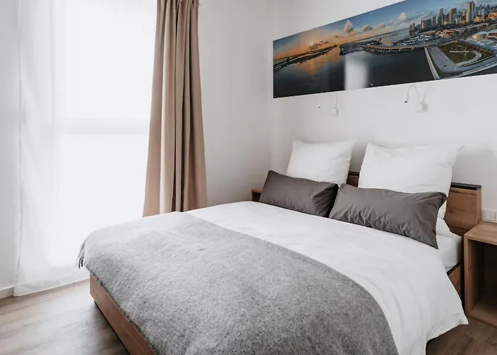 Step The Fair Szálloda *